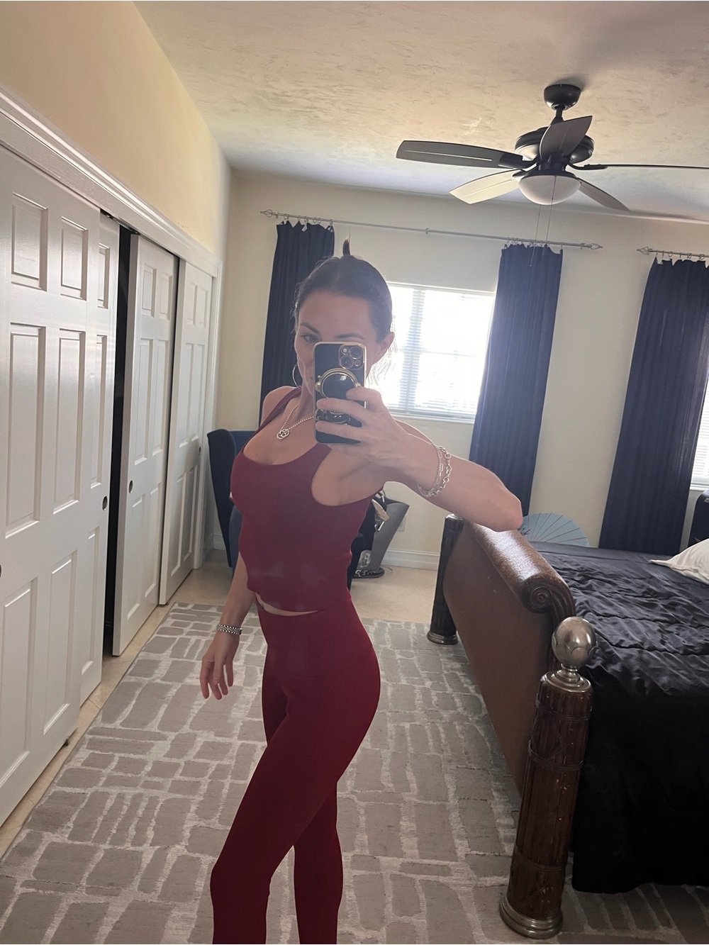 CARBON 38 Dark red fitness set XS retail$250